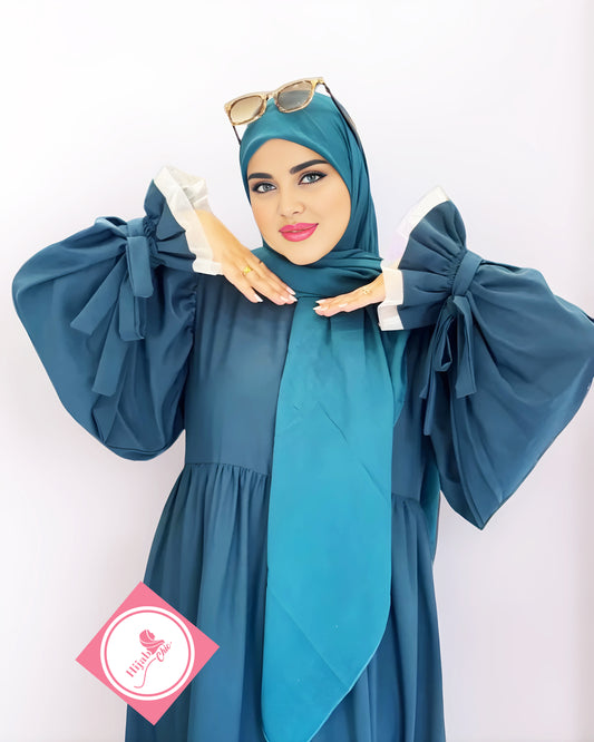 عباية أميرة – أناقة فاخرة بلمسة كلاسيكية